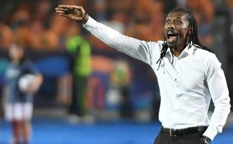 Senegal coach Aliou Cisse barks instructions during the 2019 Africa Cup of Nations final against winners Algeria in Cairo