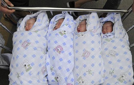 Quadruplés d'enfants