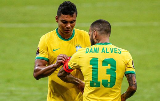 Casemiro et Dani Alves (Brésil)