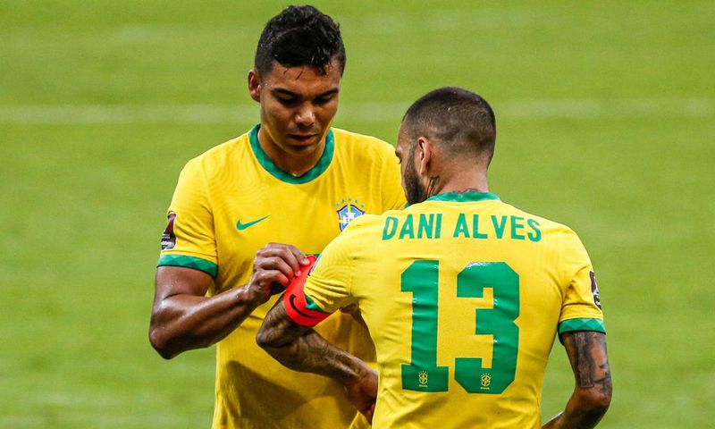 Casemiro et Dani Alves (Brésil)