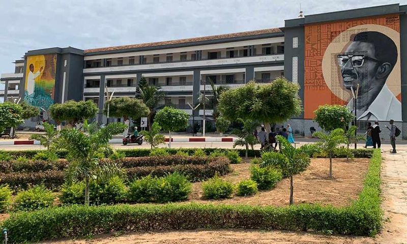Pavillon A Ucad Dakar
