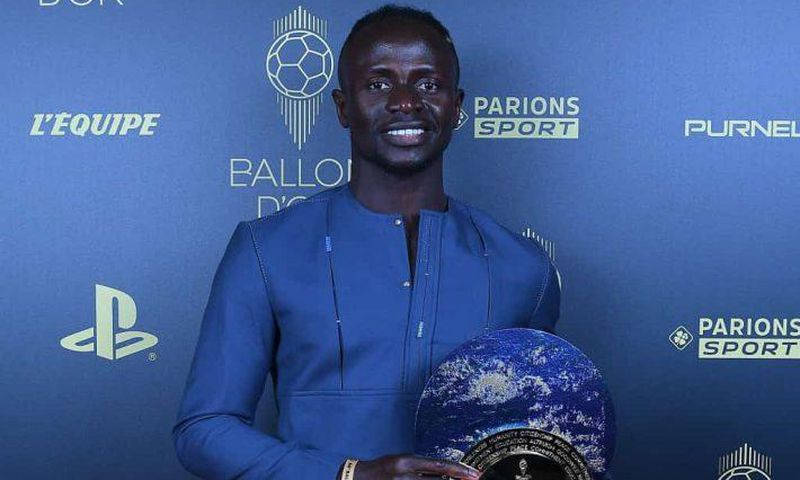 Sadio Mané a reçu le trophée 'Socrates' en reconnaissance de ses oeuvres sociales au Sénégal