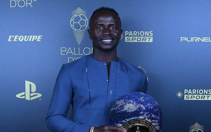 Sadio Mané a reçu le trophée 'Socrates' en reconnaissance de ses oeuvres sociales au Sénégal