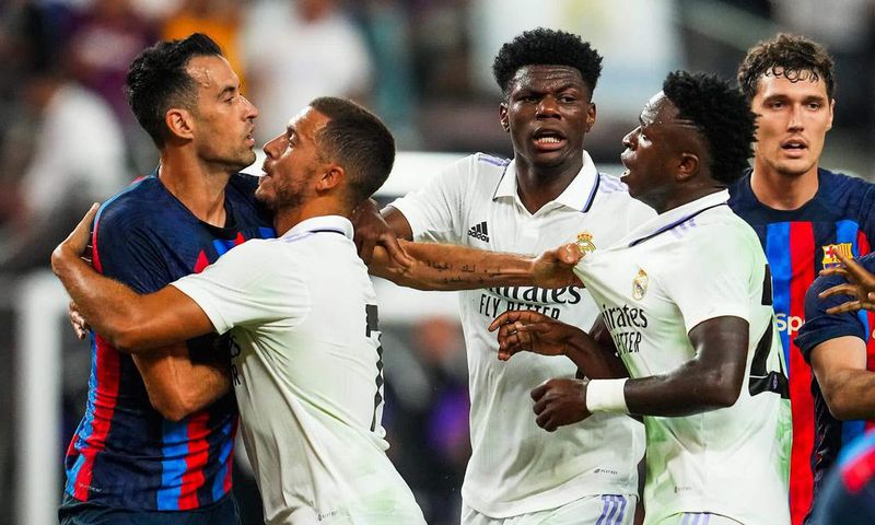 Sergio-Busquets-Eden-Hazard-Aurelien-Tchouameni-Vinicius-Jr-Barca-Real-Madrid
