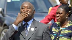 Laurent et Simone Gbagbo, à Yaoundé, le 18 juillet 2001