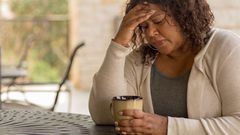 Selon une étude de la Study of Women’s Health Across the Nation (SWAN), les femmes racisées vivraient une ménopause plus intense et plus précoce