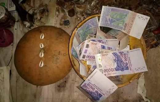 Charlatanisme-en-Afrique