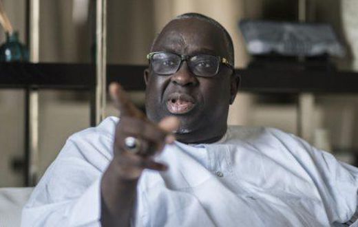 Papa Massata Diack, le fils de l’ex-président de la fédération internationale d’athlétisme Lamine Diack, dans sa maison à Dakar, le 7 février 2017