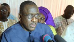 Cheikh Oumar Anne, Ministre de l'Education