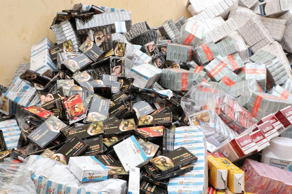 faux médicaments et drogue