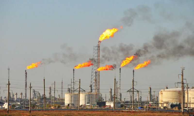 Oil and gas companies continue to defy FG regulation [Premium Times Nigeria]