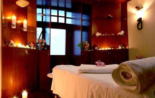 Salon massage illustration