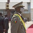 Le président malien par interim, le colonel assimi Goïta, lors d'une revue des forces armées, le 7 juin 2021 à Bamako AFP - ANNIE RISEMBERG