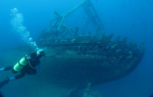 TITANIC