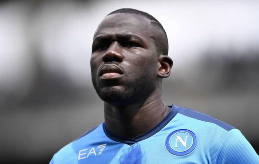 Chelsea are closing in on Napoli defender Kalidou Koulibaly