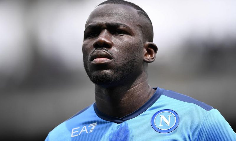 Chelsea are closing in on Napoli defender Kalidou Koulibaly