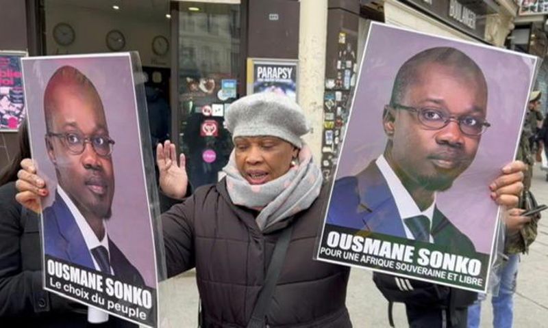 Manifestation d'opposants au président sénégalais Macky Sall à Paris le 11 mars 2023