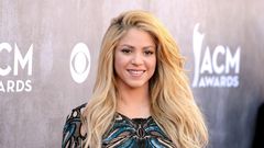 16. Shakira