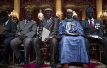 Des tirailleurs reçus par Hollande, ancien Président de la France