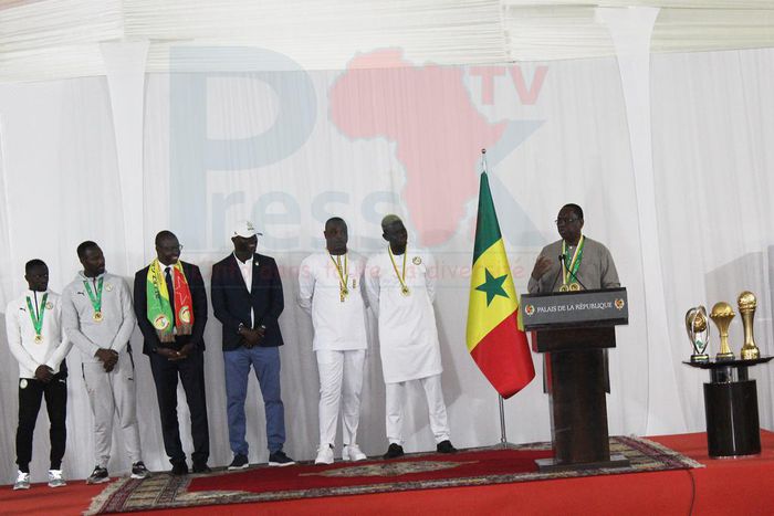 Macky Sall et les Lions vainqueurs de la CHAN