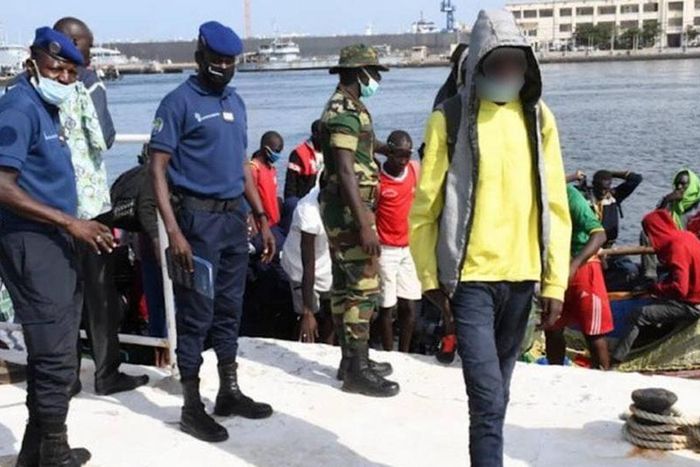 Un reseau de migrants arretés