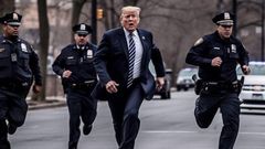 Cette image d'une arrestation fictive de l'ancien président américain Donald Trump a été générée par l'intelligence artificielle Midjourney. /DR