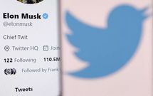 Avant même son rachat, Elon Musk avait souligné sa volonté de revoir la manière dont Twitter vérifie les comptes et gère les robots DADO RUVIC - REUTERS