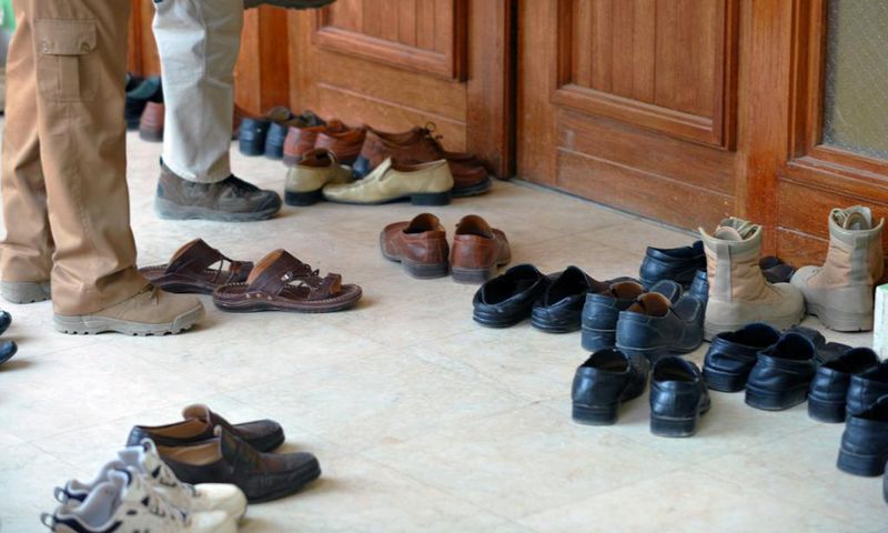 shoes prayer mosque-396796