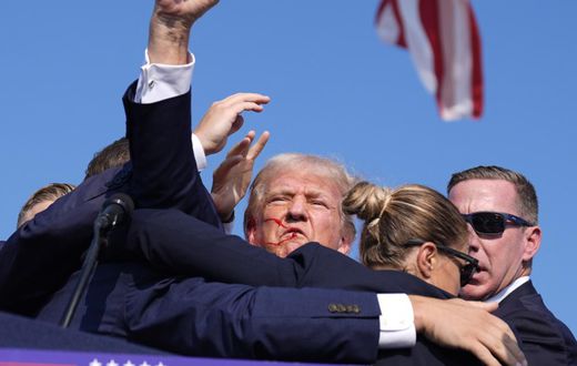 Donald Trump reçoit une balle