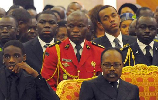 Gabon, Général Brice