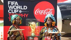 Le trophée de la Coupe du Monde exposé au Grand Théâtre national de Dakar les 6 et 7 septembre 2022.