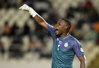 le gardien Lionel Mpasi