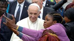 Le pape François visite un centre d'accueil pour migrants à Bologne, le 1er octobre 2017