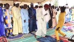 Imam agressé en pleine prière