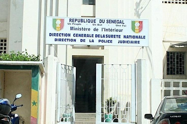 La Division des Investigations Criminelles (DIC) est rattachée à la Direction de la Police Judiciaire (DPJ) du Sénégal.