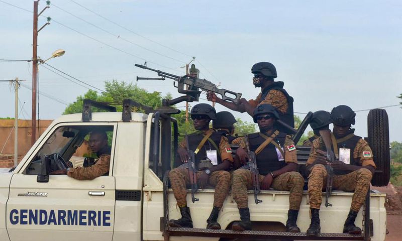Attaque terroriste au Burkina, au moins quinze fidèles tués dans une église