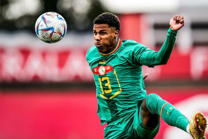 Ismail-Jakobs-avec-le-Senegal-1524022