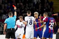 ronald-araujo-sexcuse-apres-son-carton-rouge