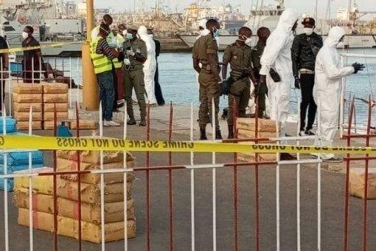 Déchets plastiques port de dakar