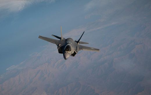 A US Air Force F-35 Lightning II flies over the US Central Command area of responsibility, July 17, 2020.US Air Force photo by Airman 1st Class Duncan C. Bevan