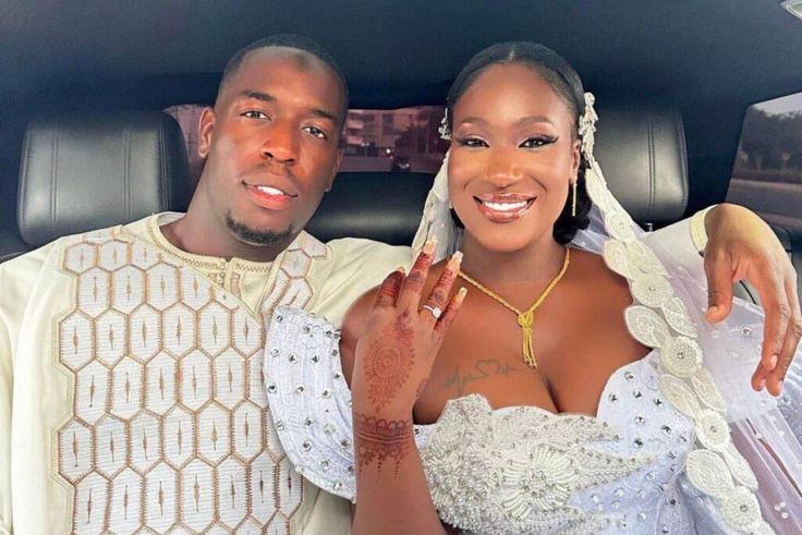 Feuneu-lartiste-franco-ivoirien-abandonne-sa-compagne-apres-10-ans-de-relation-et-epouse-une-autre-Twitter-dechaine-1024x683-1