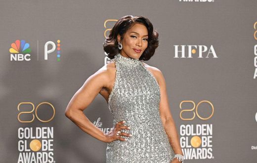 Angela Bassett aux Golden Globes 2023