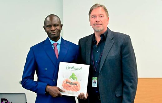 Dr Babacar Diop et le responsable de la Fondation américaine Denver Botanic Garden.