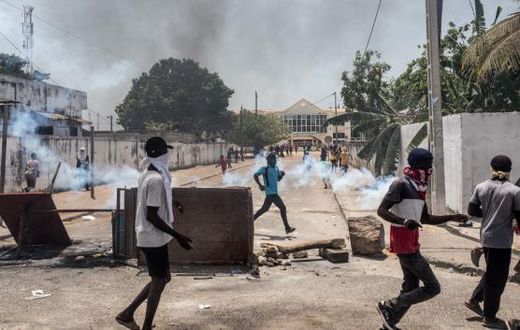 Manifestation à Ziguinchor, le 16 mai 2023, en faveur de l’opposant Ousmane Sonko MUHAMADOU BITTAYE - AFP