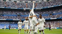 Les joueurs du Réal de Madrid jubilent après le deuxième but de Valverde