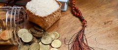 Plusieurs savants estiment qu'on peut s'acquitter de la Zakat al-Fitr en argent
