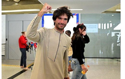 Juan Branco arrivé à Paris