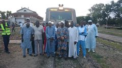 Les-cheminots-bloquent-le-train