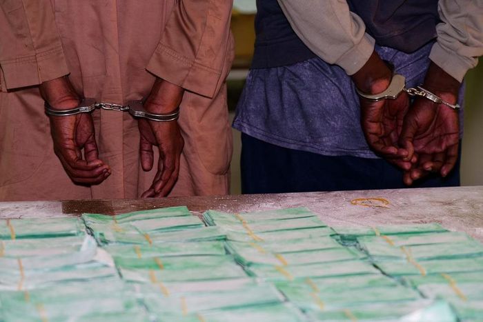 Arrestation-Billets-Noirs