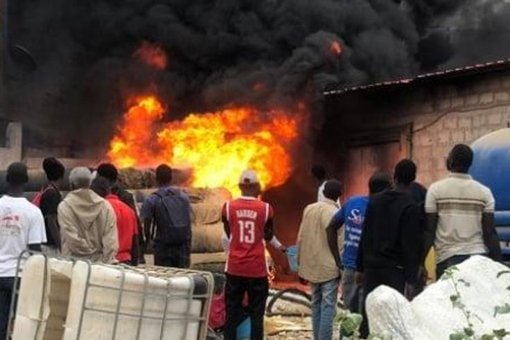 Ziguinchor  une quincaillerie prend feu, le pire évité de justesse